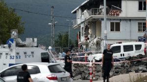 The car bomb attack was carried out on a police station in the Sultanbeyli area of the city.